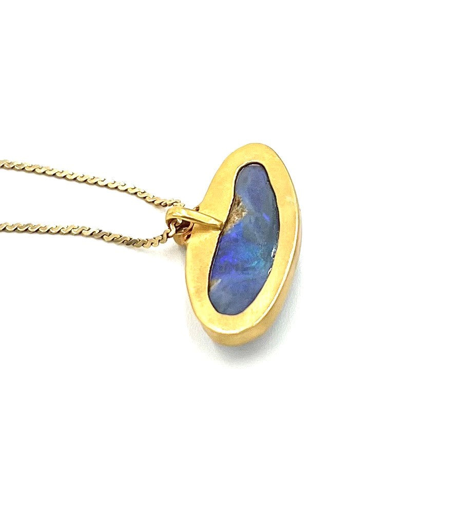 opal gold pendant