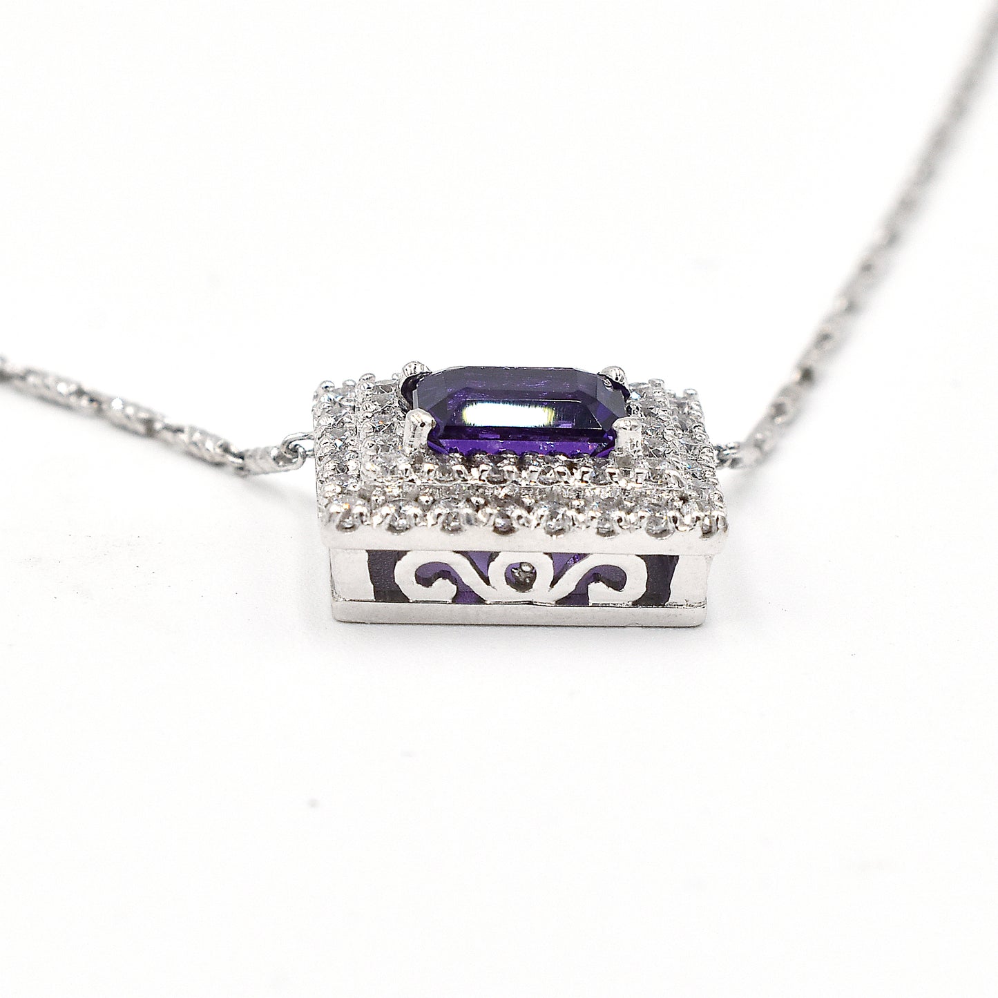 14k amethyst pendant