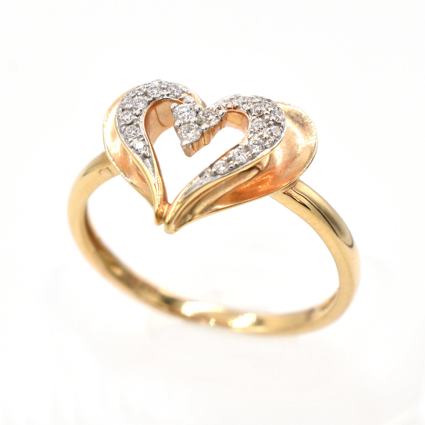 18k heart diamond ring
