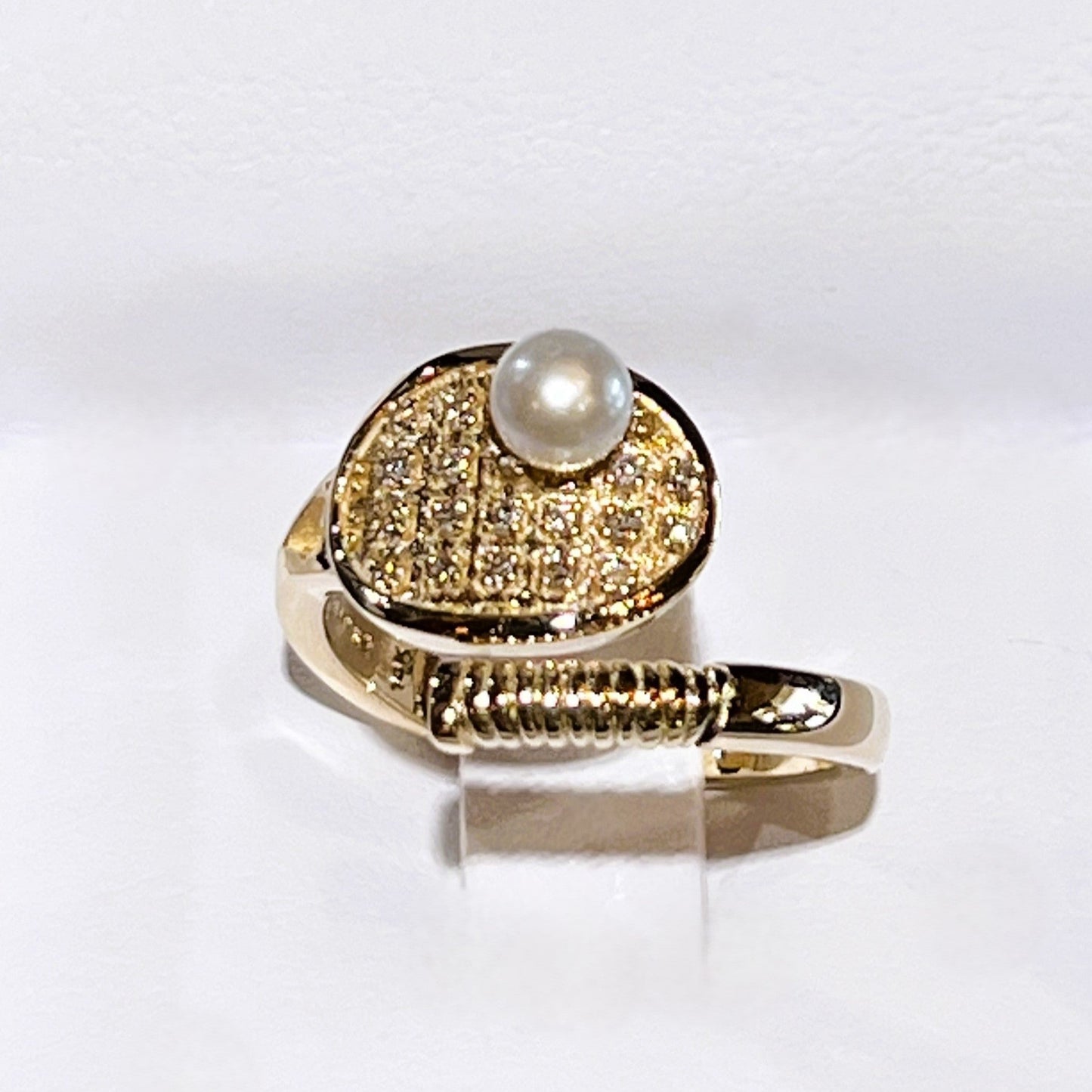 Tennis Racquet  Ring with Pearl