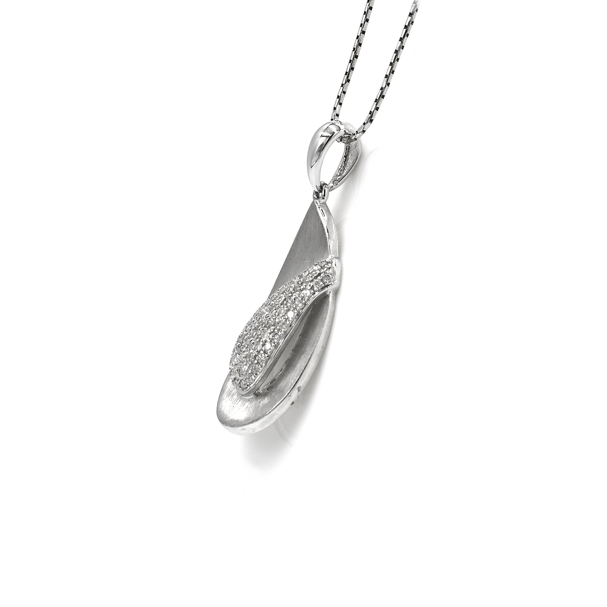 14k diamond pendant